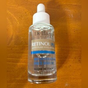 Delfanti-Milano RETINOL PLUS WITH PURE HYALURONIC ACID Regenerating Face Serum